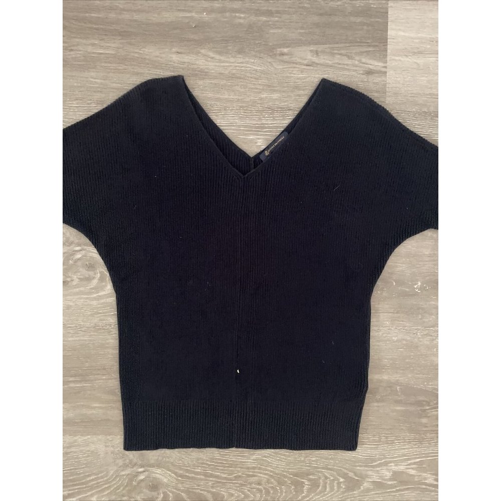 Brooks Brothers XS Womens Pullover Sweater Blue Short Sleeve V Neck Knit Winter
